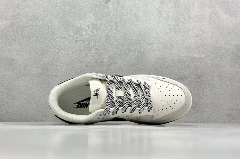 EyeCatching Nxkx Sneakers 198886