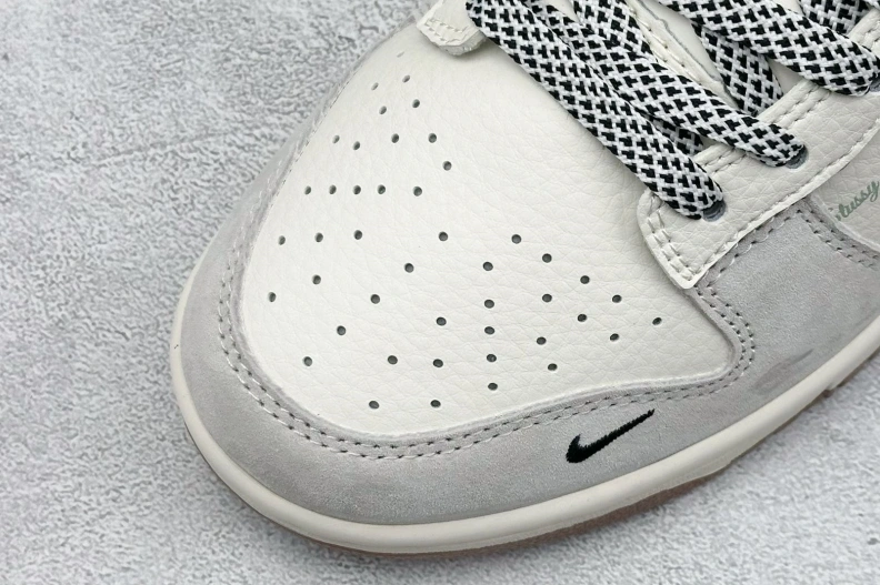 EyeCatching Nxkx Sneakers 198886