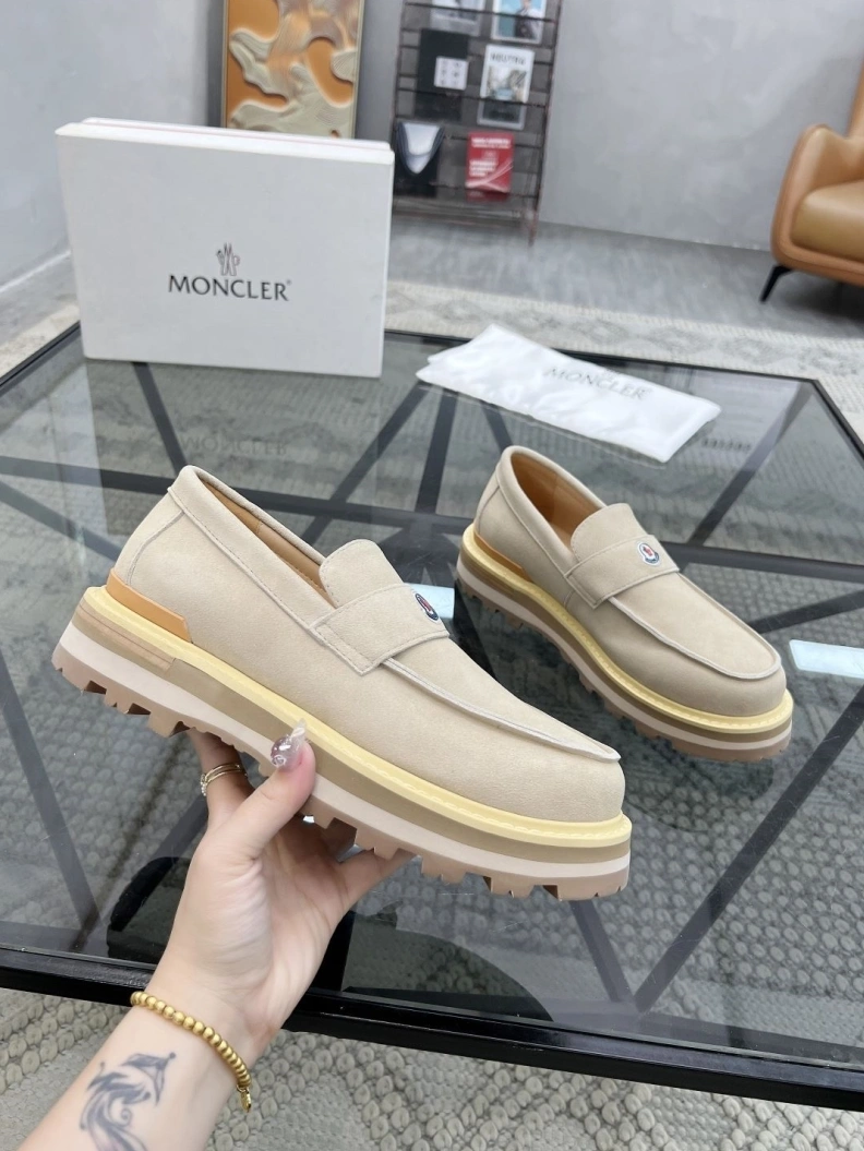 HighQuality Mxnclxr Sneakers 197455