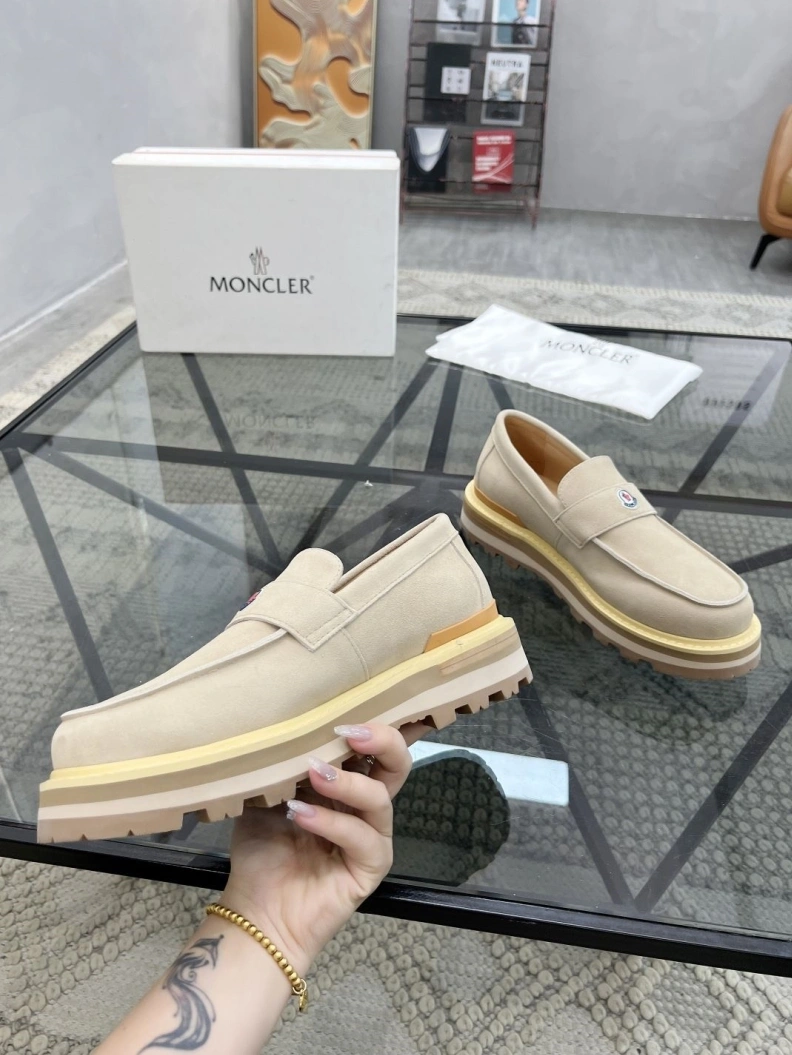 HighQuality Mxnclxr Sneakers 197455