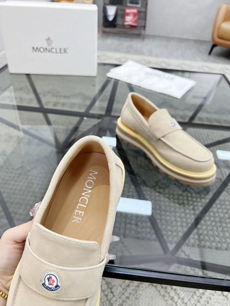 HighQuality Mxnclxr Sneakers 197455