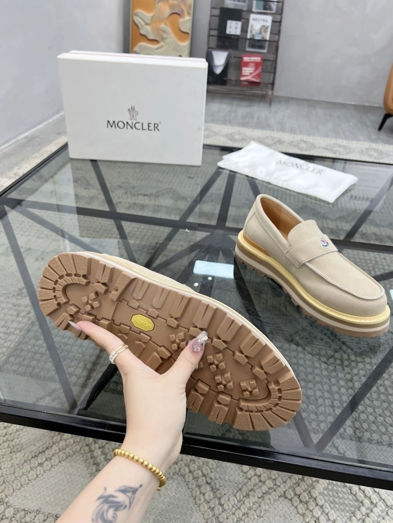 HighQuality Mxnclxr Sneakers 197455