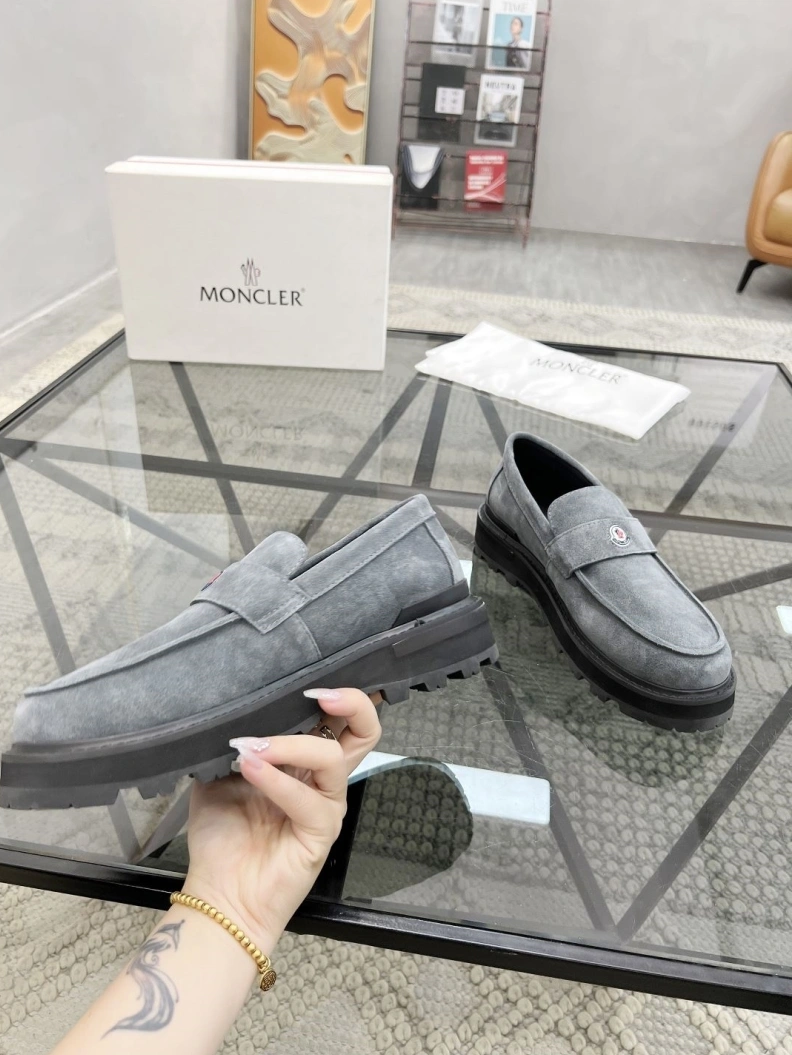 Comfortable Mxnclxr Sneakers 197458