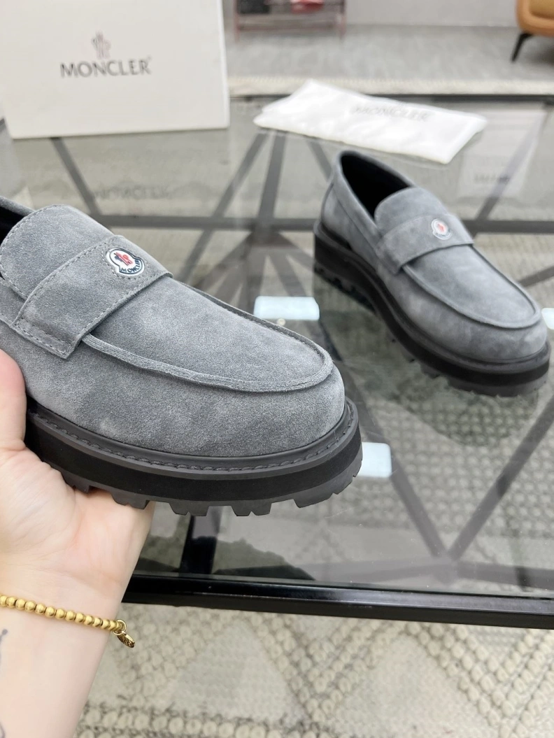 Comfortable Mxnclxr Sneakers 197458