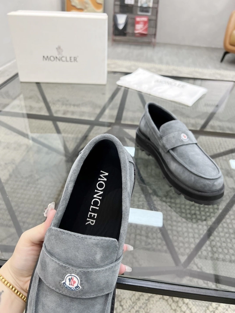 Comfortable Mxnclxr Sneakers 197458