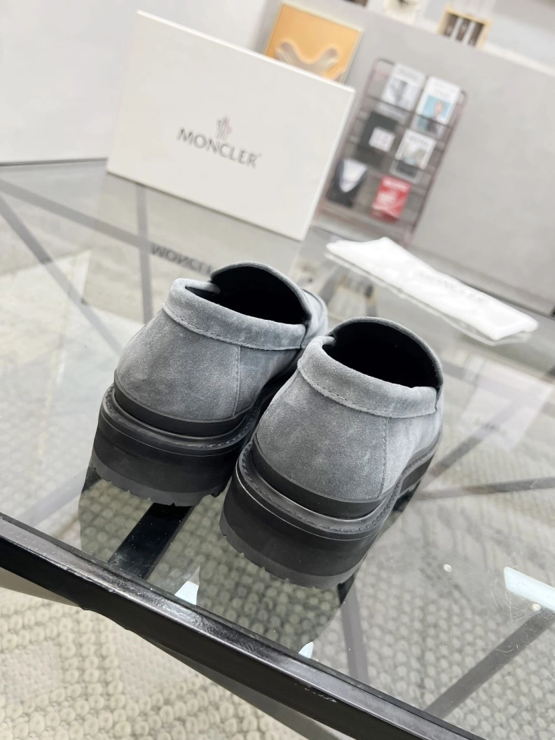 Comfortable Mxnclxr Sneakers 197458