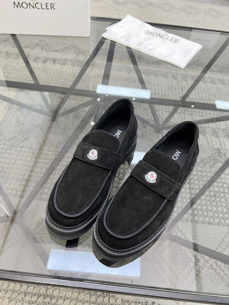 HighQuality Mxnclxr Sneakers 197441