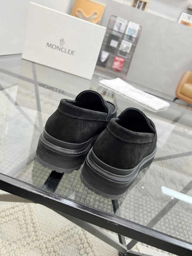 HighQuality Mxnclxr Sneakers 197441