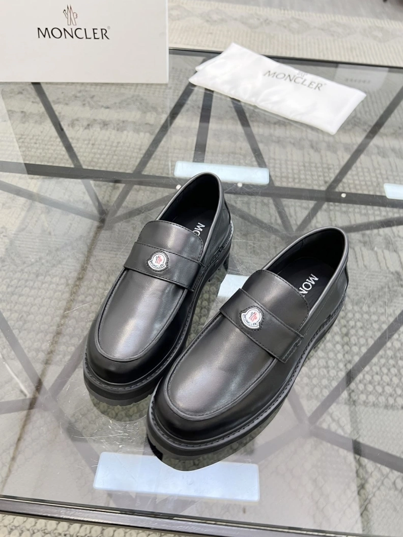 Bold Mxnclxr Sneakers 197461