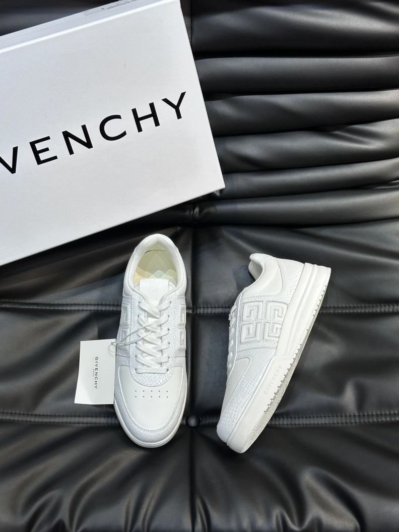 Gxvxnchy Sneakers Affordable 152643