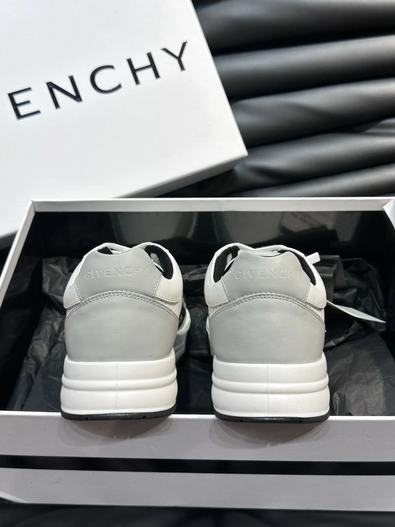 Gxvxnchy Sneakers Durable 152642
