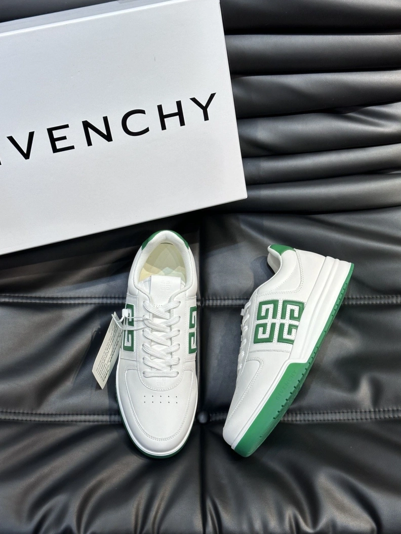 Gxvxnchy Sneakers Compact 152654