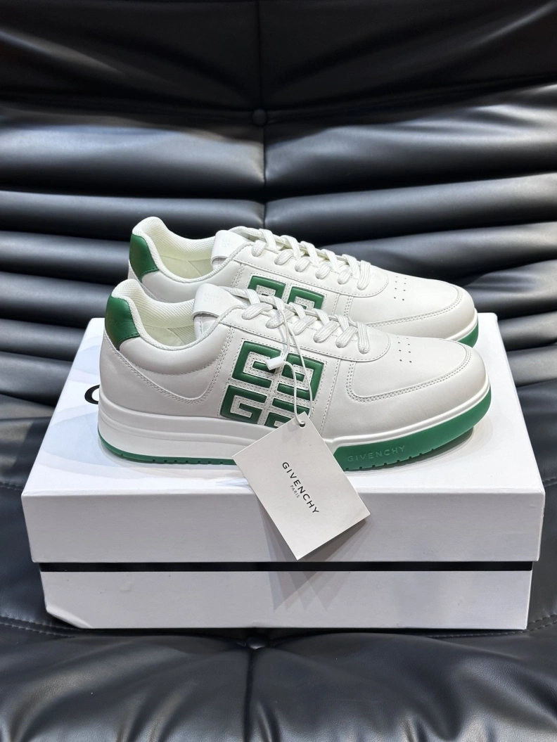 Gxvxnchy Sneakers Compact 152654