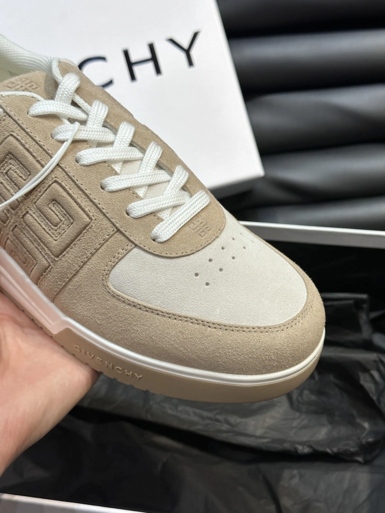 Gxvxnchy Sneakers GoAnywhere 152637