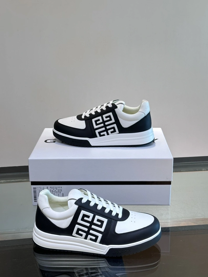 Gxvxnchy Sneakers TopPick 152641