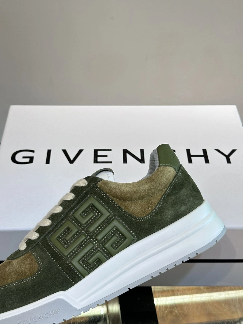 Gxvxnchy Sneakers ModernLook 152659