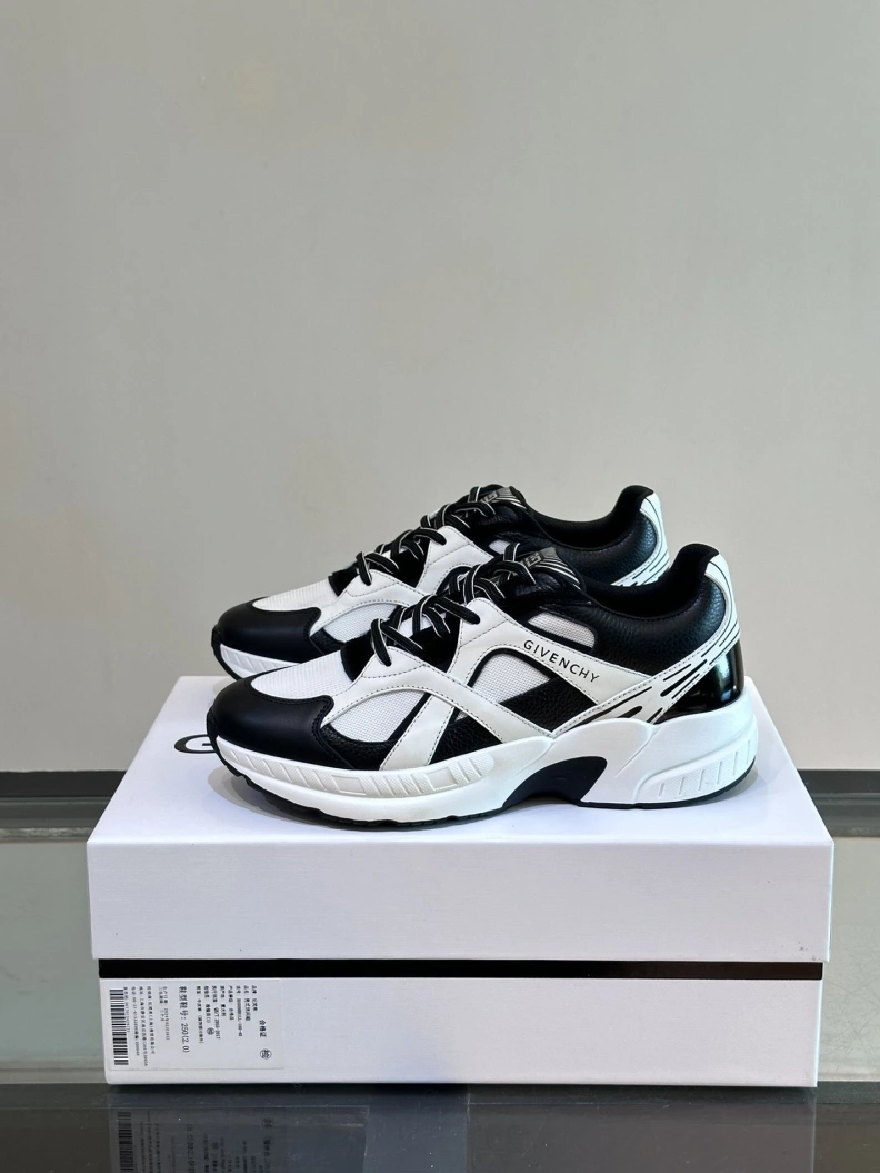 Gxvxnchy Sneakers GoodFit 152634