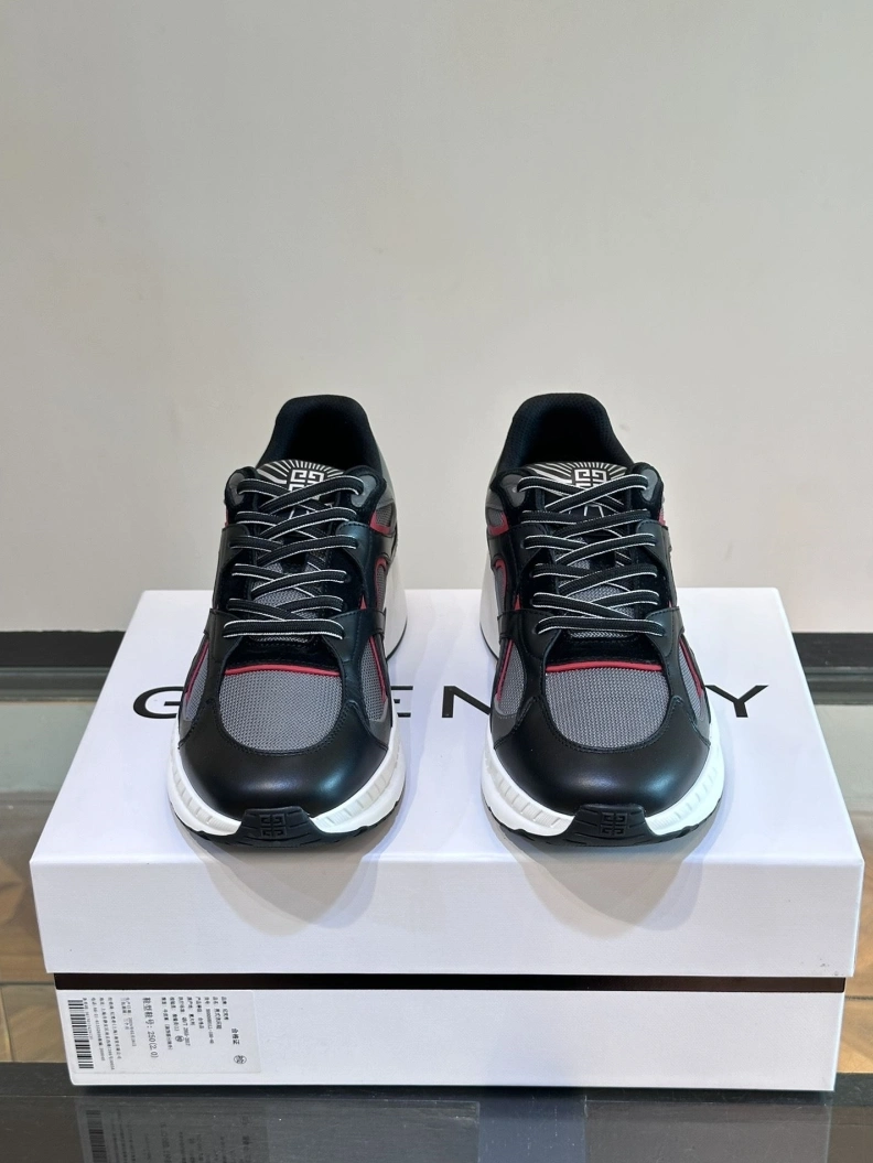 NewStyle Gxvxnchy Sneakers 152633