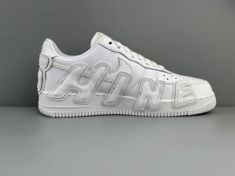 Trendsetting Nxkx Sneakers 198866