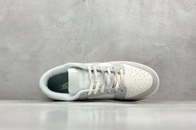 EyeCatching Nxkx Sneakers 198846