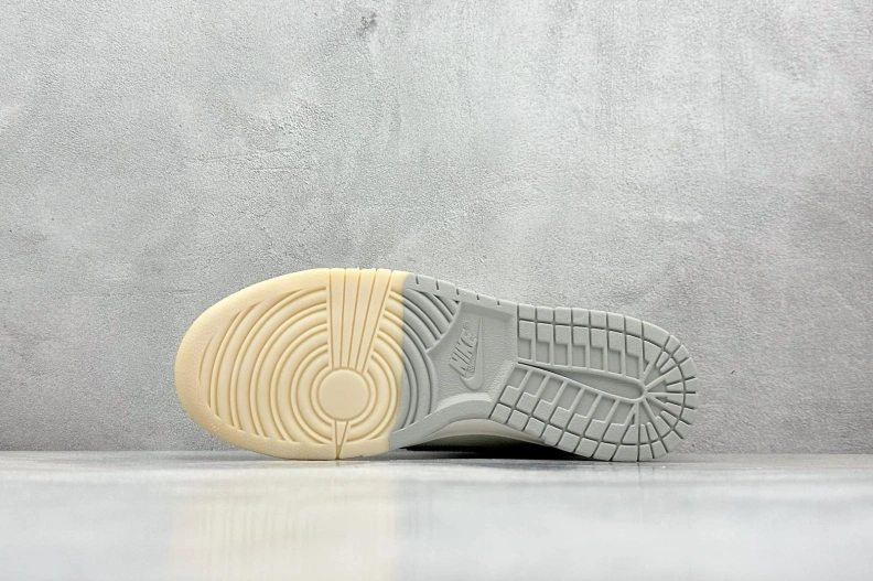 EyeCatching Nxkx Sneakers 198846