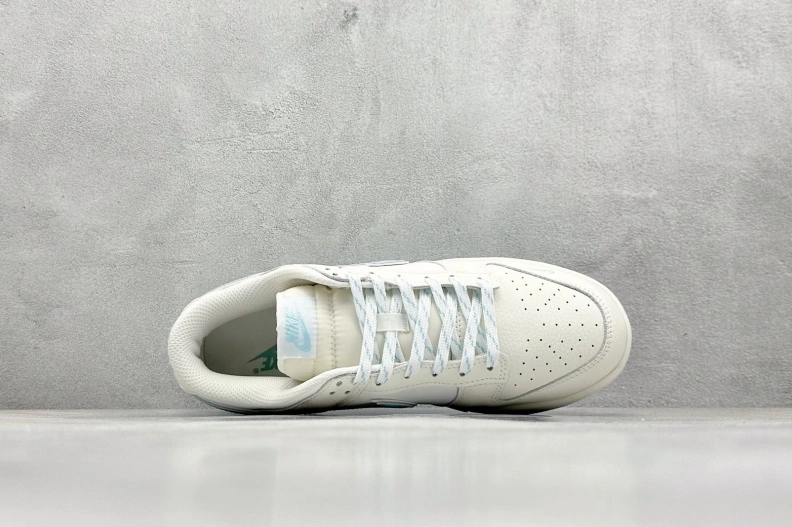 WellDesigned Nxkx Sneakers 198838