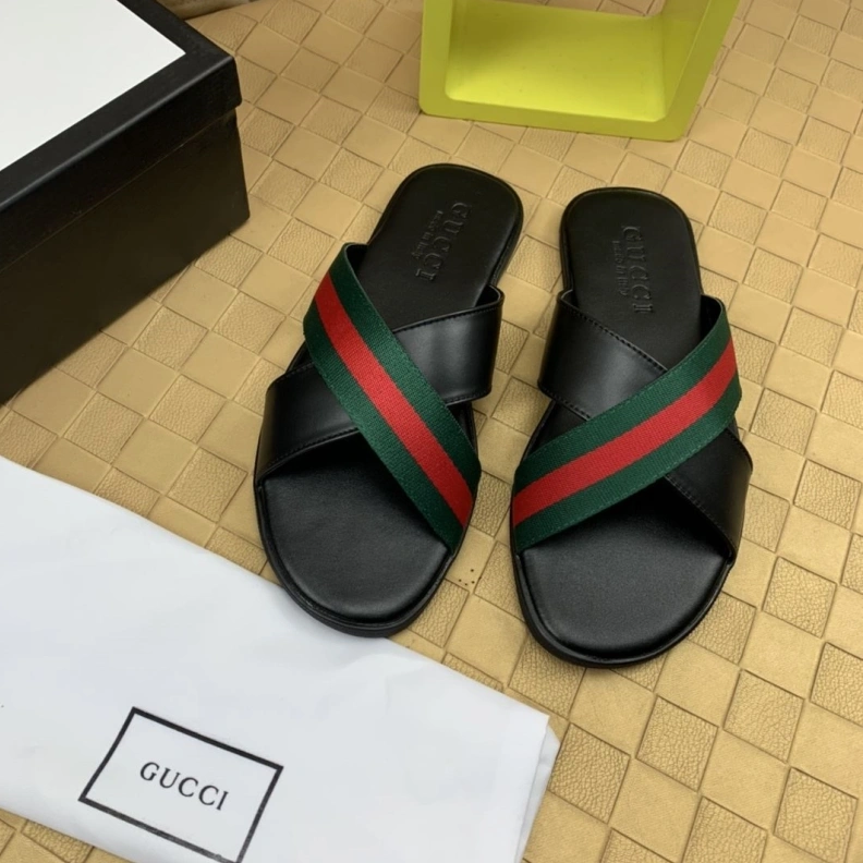 Resilient Gxccx Slippers 156391