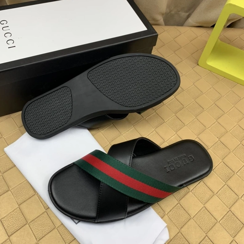 Resilient Gxccx Slippers 156391