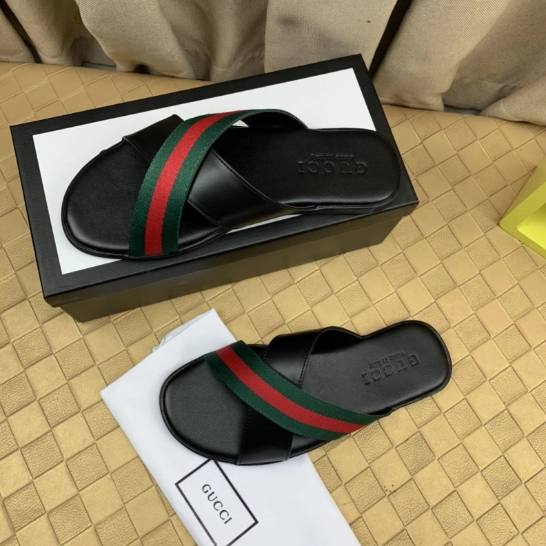 Resilient Gxccx Slippers 156391