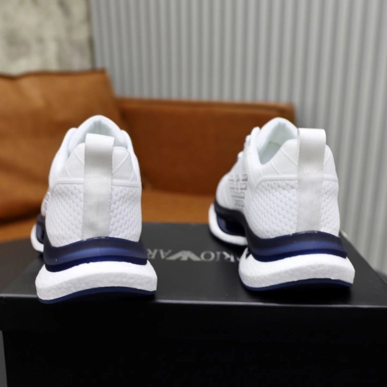 Versatile Armxnx Sneakers 108392