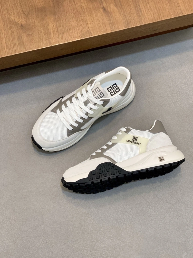 Gxvxnchy Sneakers SportInspired 152627