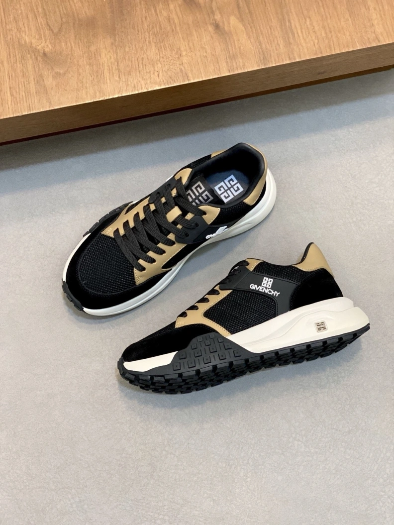Gxvxnchy Sneakers Flexible 152625