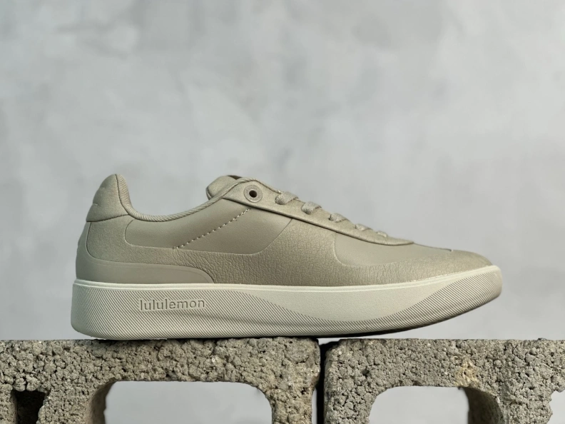 Gxvxnchy Sneakers Modern 152618