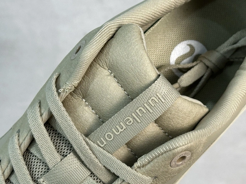Gxvxnchy Sneakers Modern 152618