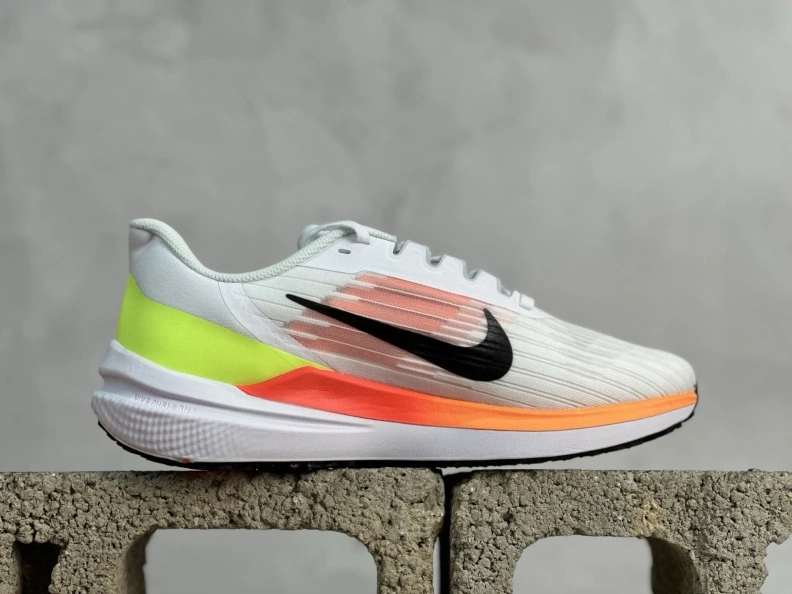 Sleek Nxkx Sneakers 198832