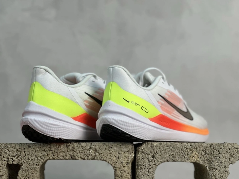 Sleek Nxkx Sneakers 198832