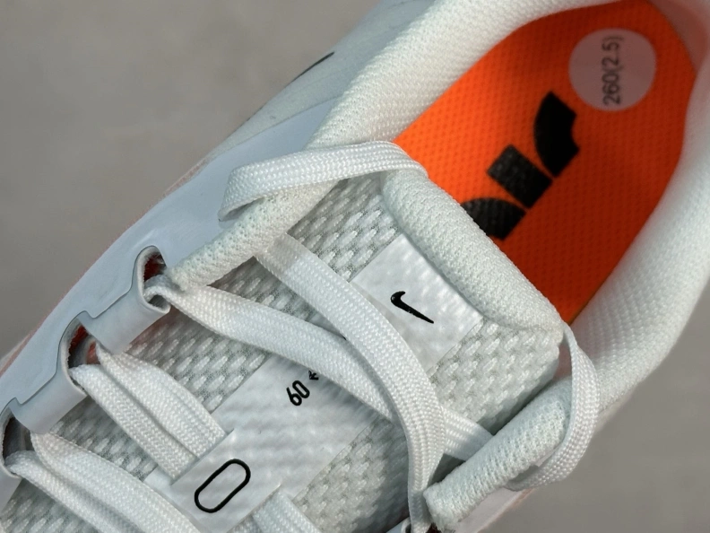 Sleek Nxkx Sneakers 198832
