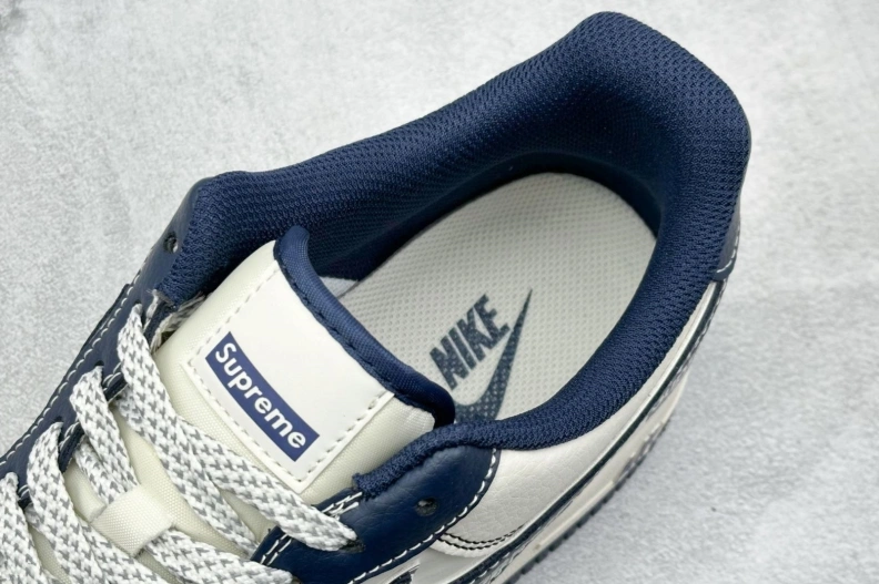 Trendsetting Nxkx Sneakers 198840