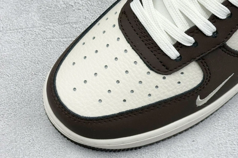 Vibrant Nxkx Sneakers 198827