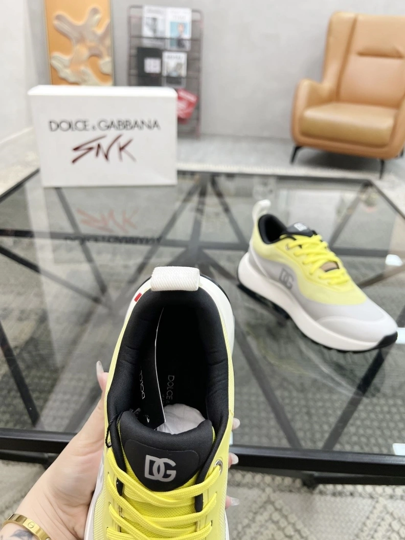 EyeCatching Mxnclxr Sneakers 197451