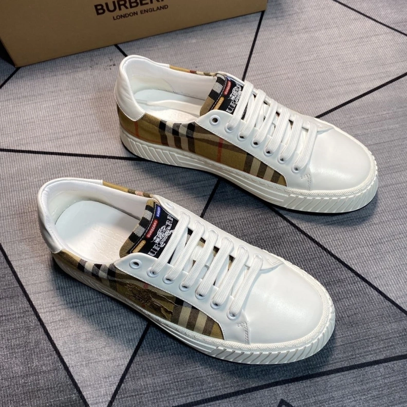 Bxrbxrry Sneakers Sleek 114695