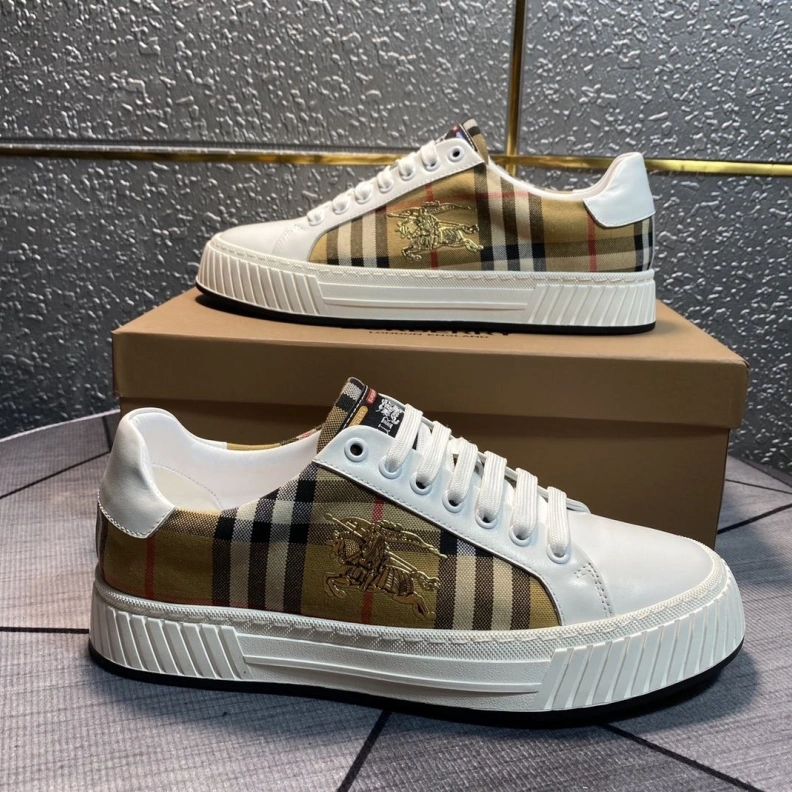 Bxrbxrry Sneakers Sleek 114695