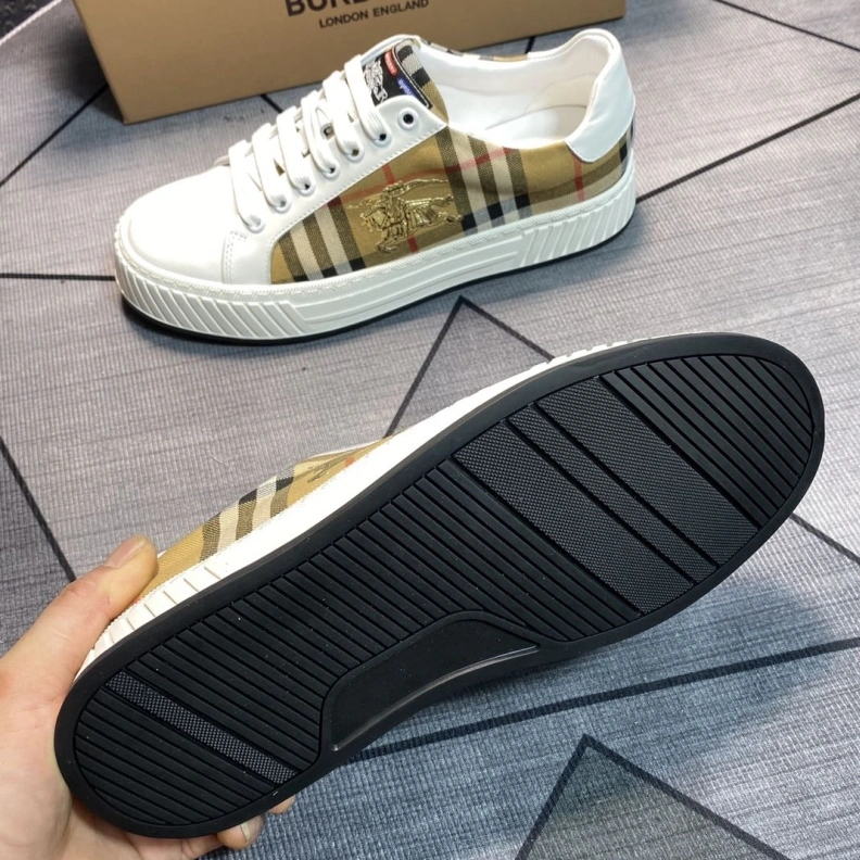 Bxrbxrry Sneakers Sleek 114695