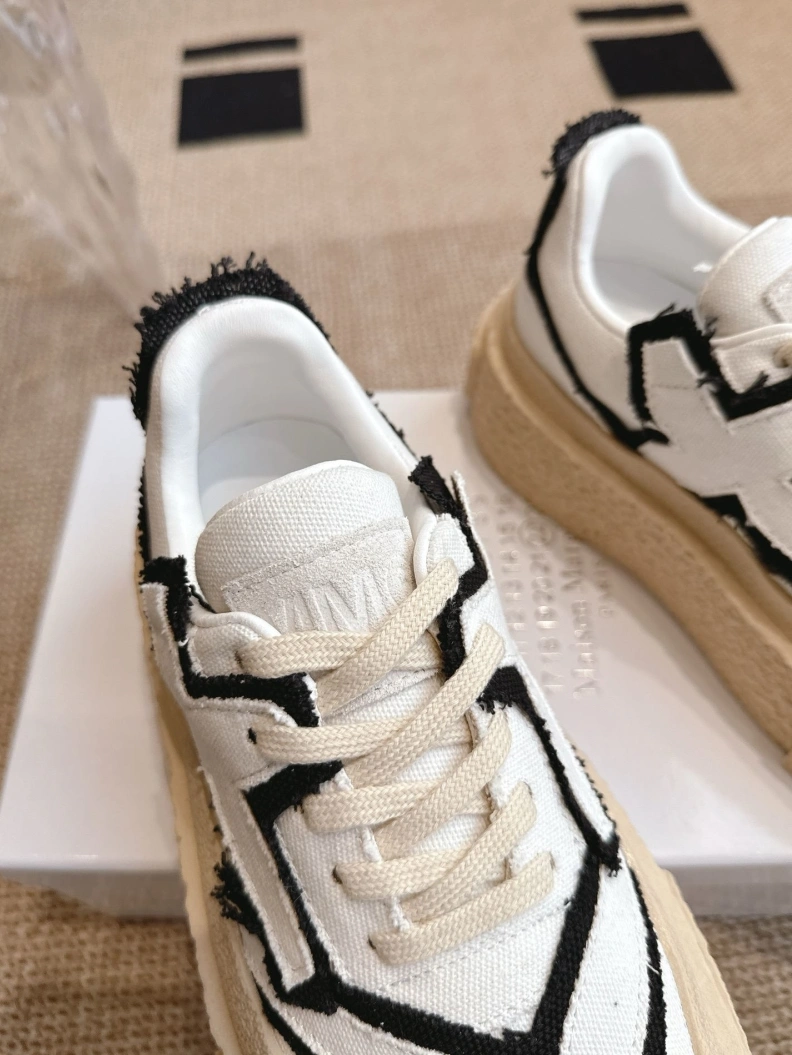 Sleek Othxr Sneakers 211345