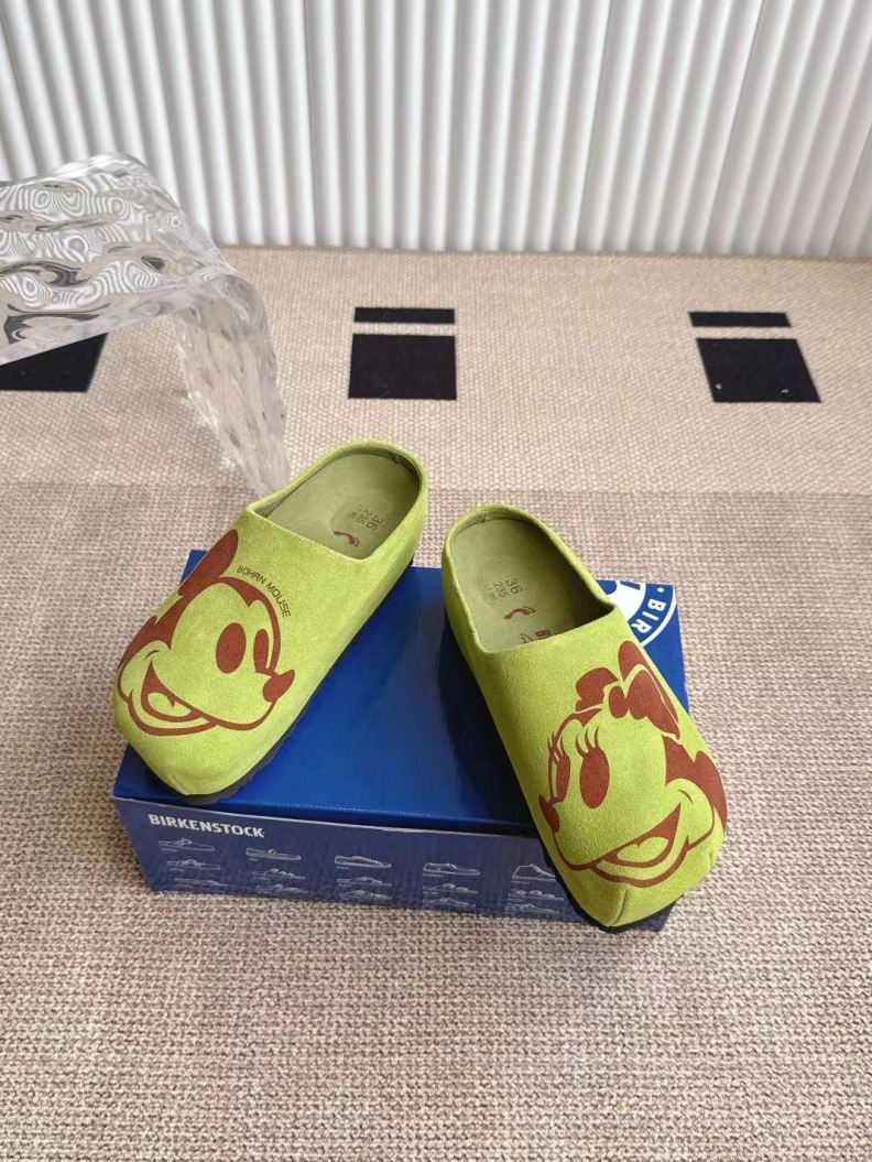 Trendsetting Othxr Slippers 211881
