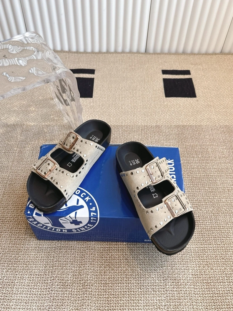 DailyWear Othxr Slippers 211877