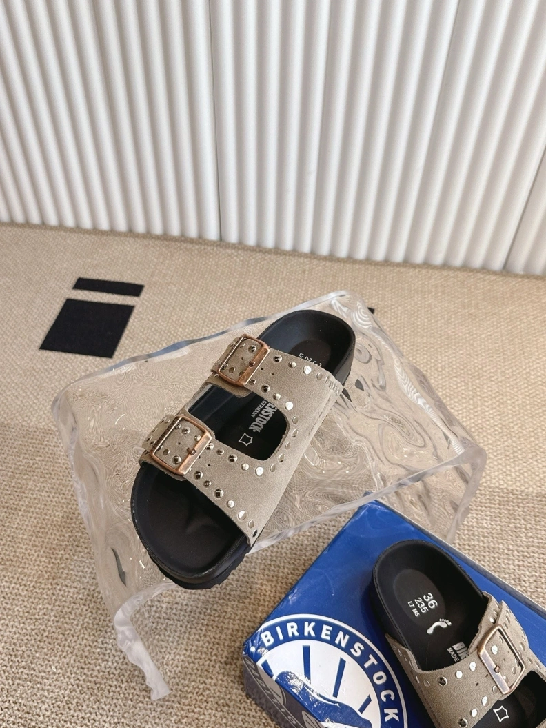 Lightweight Othxr Slippers 211863