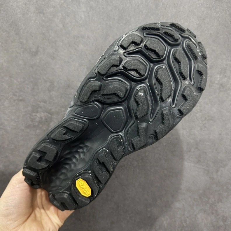 Minimalist Othxr Sneakers 211329