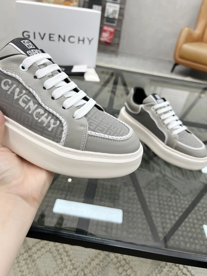 TopPick Gxvxnchy Sneakers 152611