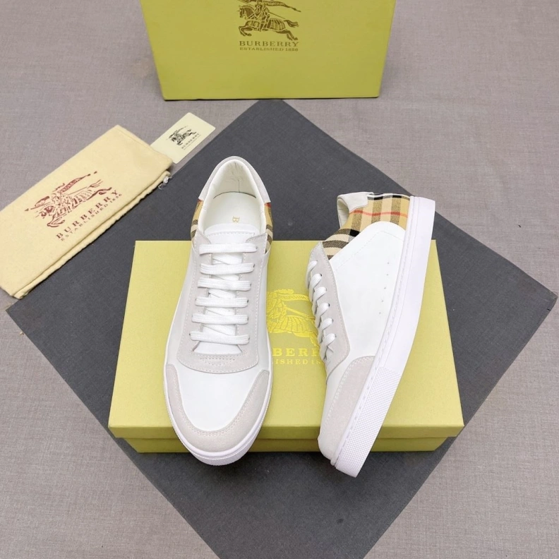 Stylish Bxrbxrry Sneakers 114693
